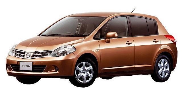 『ティーダ』のブレーキパッドの交換費用