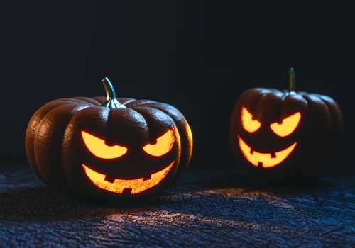 halloween-pumpkin-carving-face-medium