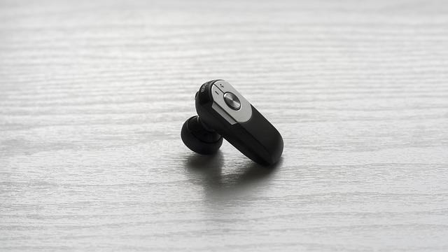 車でブルートゥースを使っての電話は違反 ハンズフリーならokなの