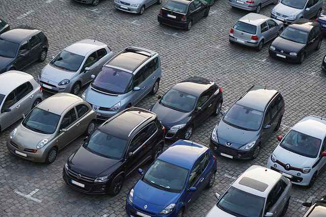 駐車場のスペースの寸法は 車種別にサイズをご紹介
